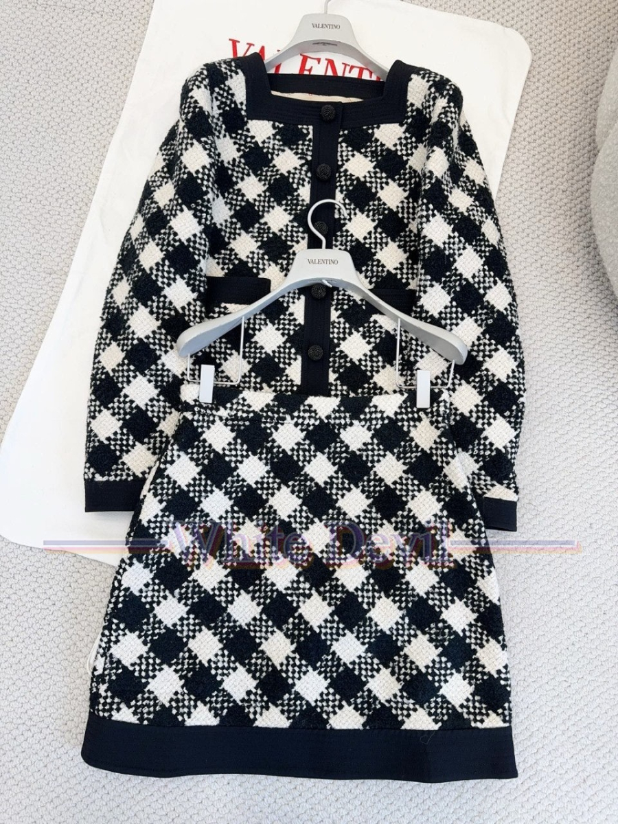 하얀악마 레플리카 발렌티노 투피스 (22).jpg