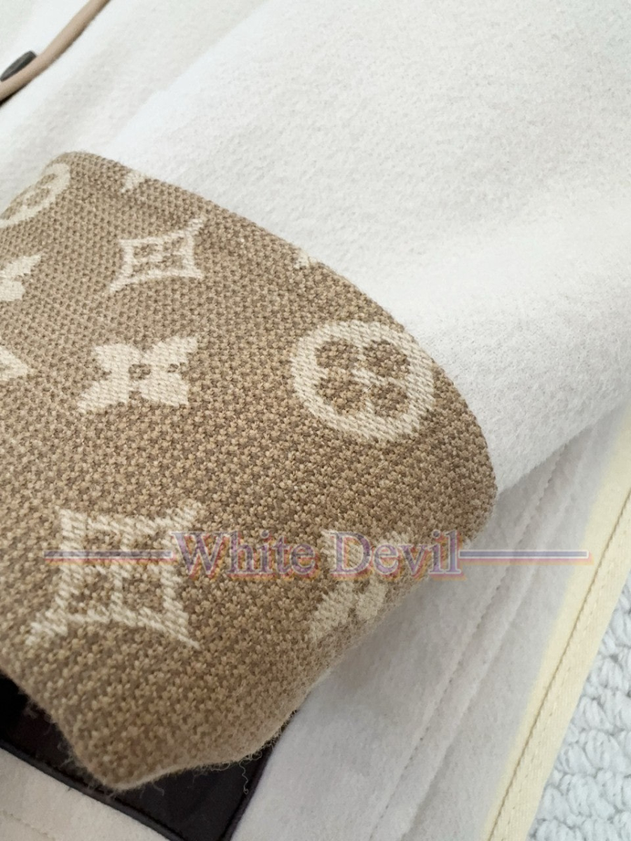 하얀악마 레플리카 루이비통 코트 (20).jpg