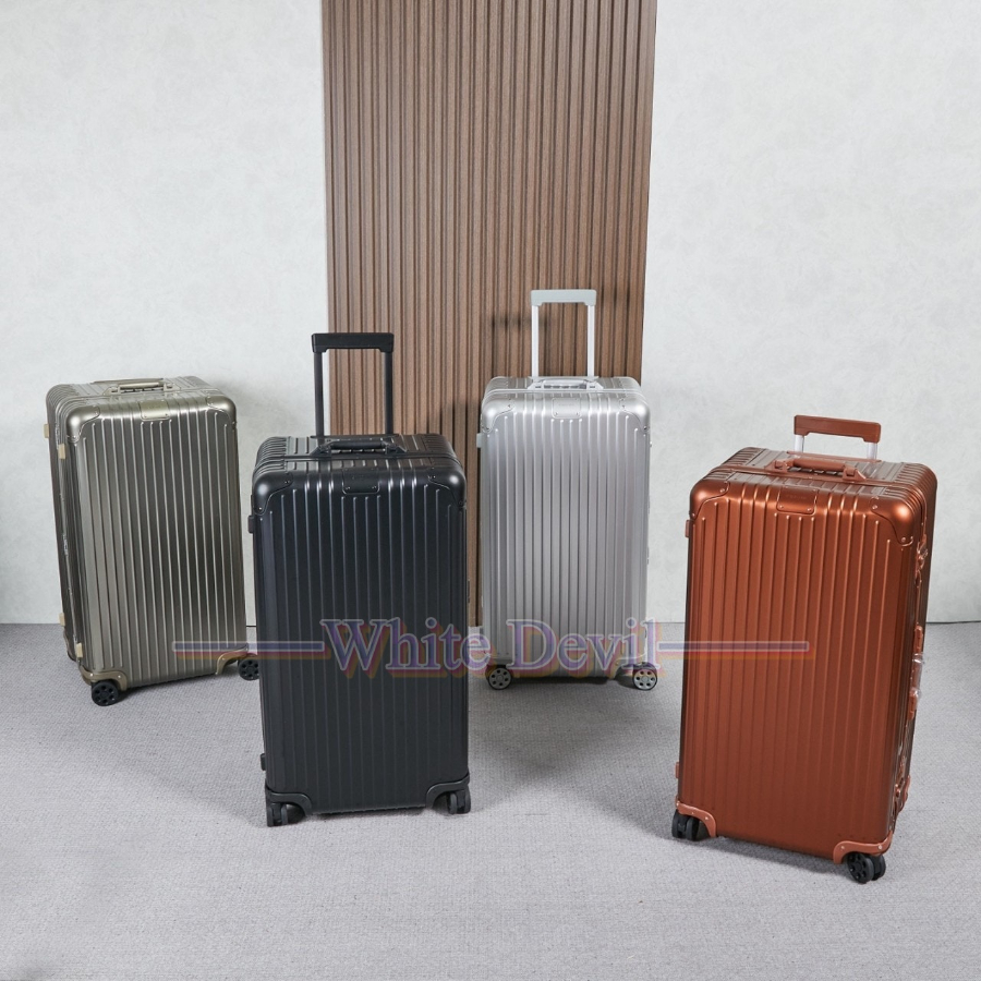 하얀악마 레플리카 리모와 캐리어 (1).jpg