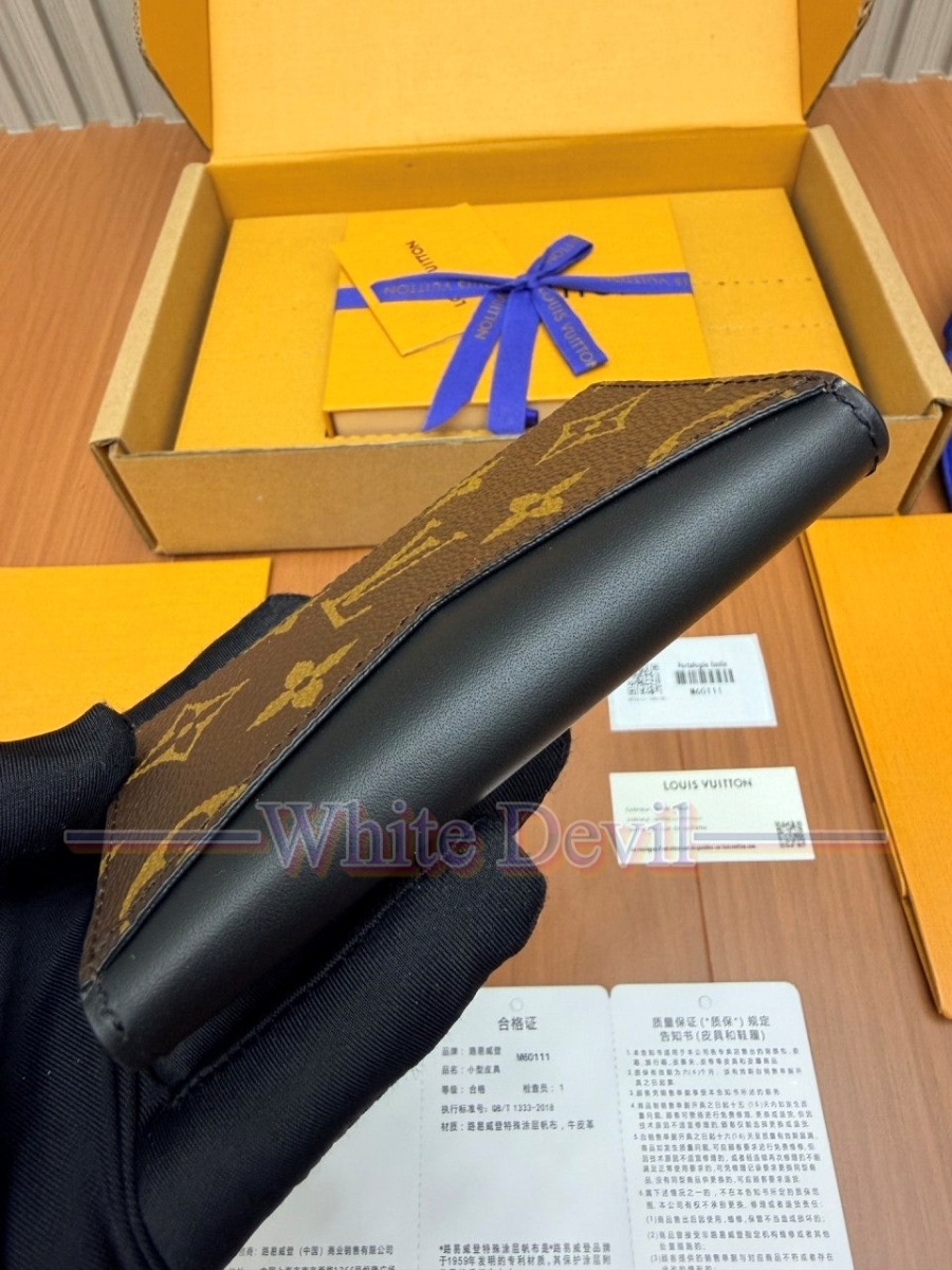 하얀악마 레플리카 루이 지갑 (6).jpg