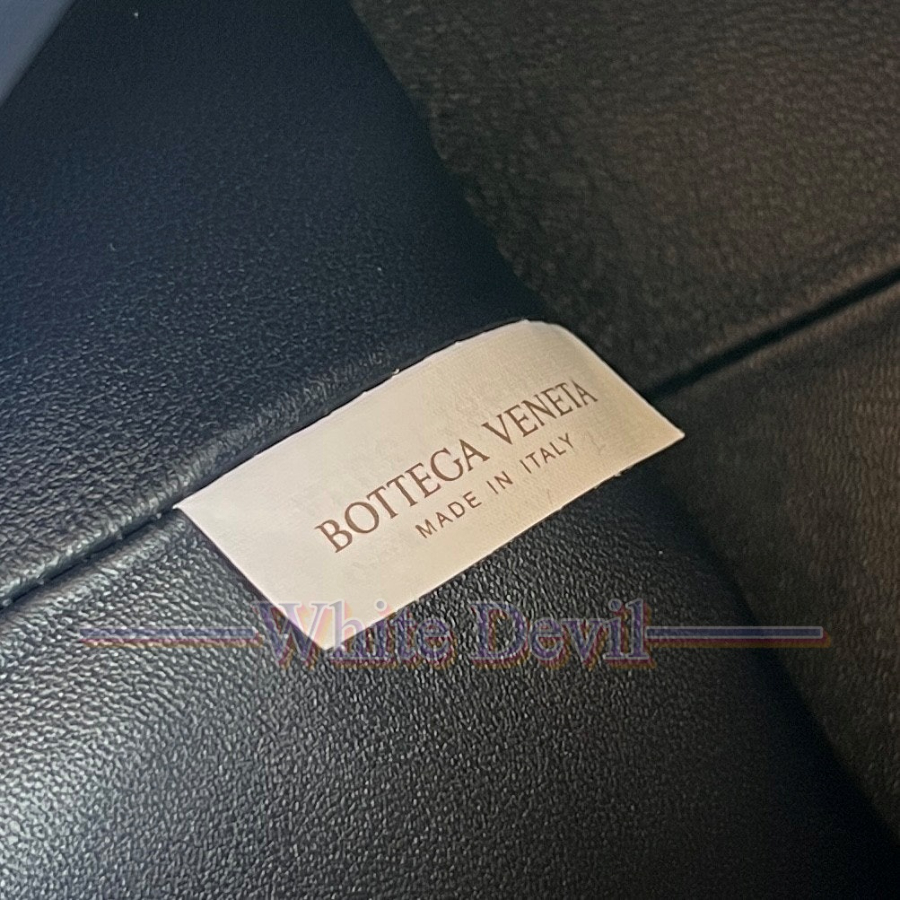 하얀악마 레플리카 보테가 월리스 (10).jpg