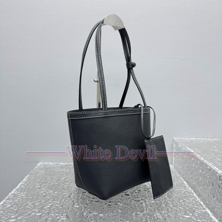 하얀악마 레플리카 더로우 토트백 (5).jpg