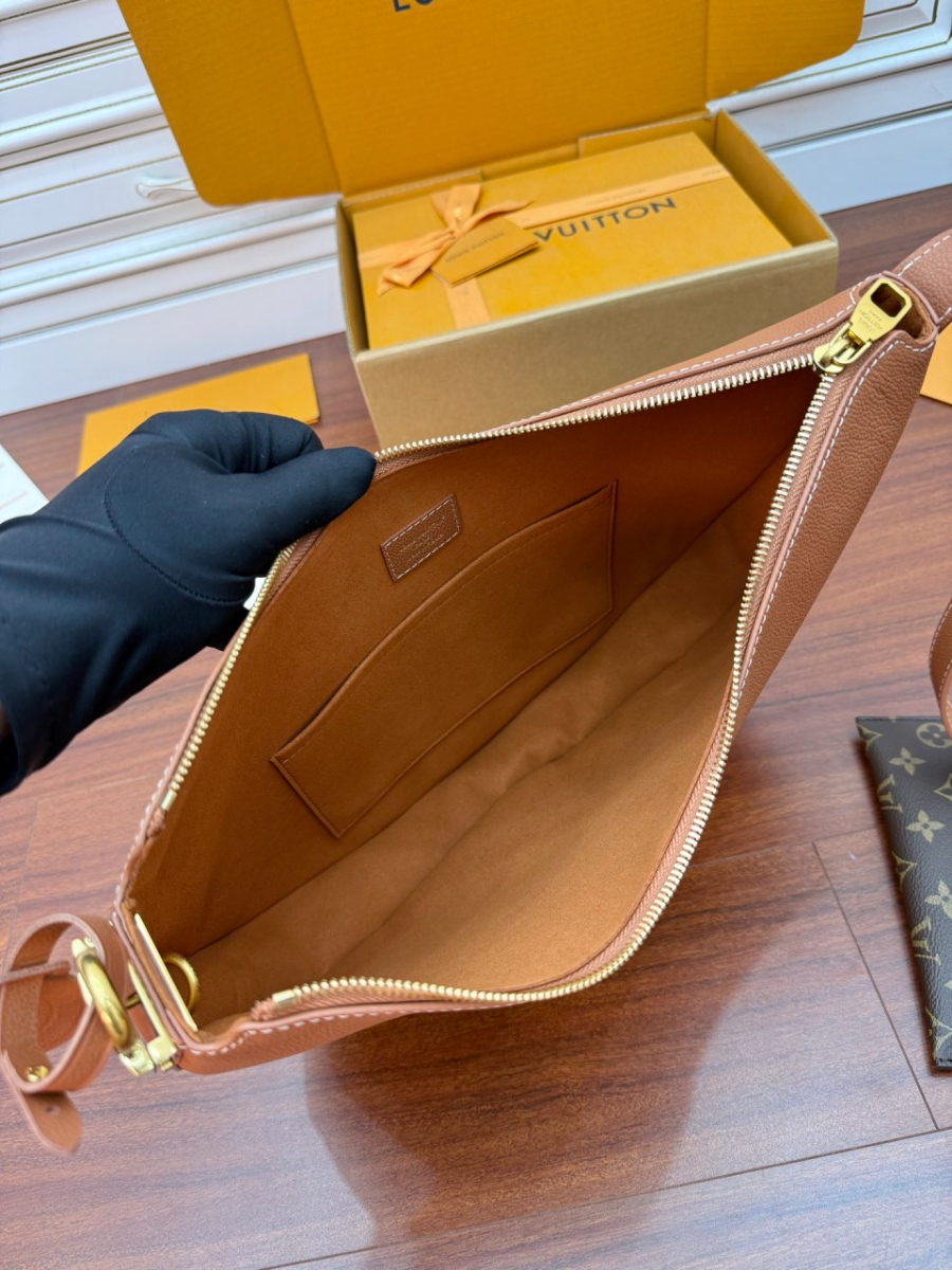 하얀악마 레플리카 루이비통 가방 (7).jpg