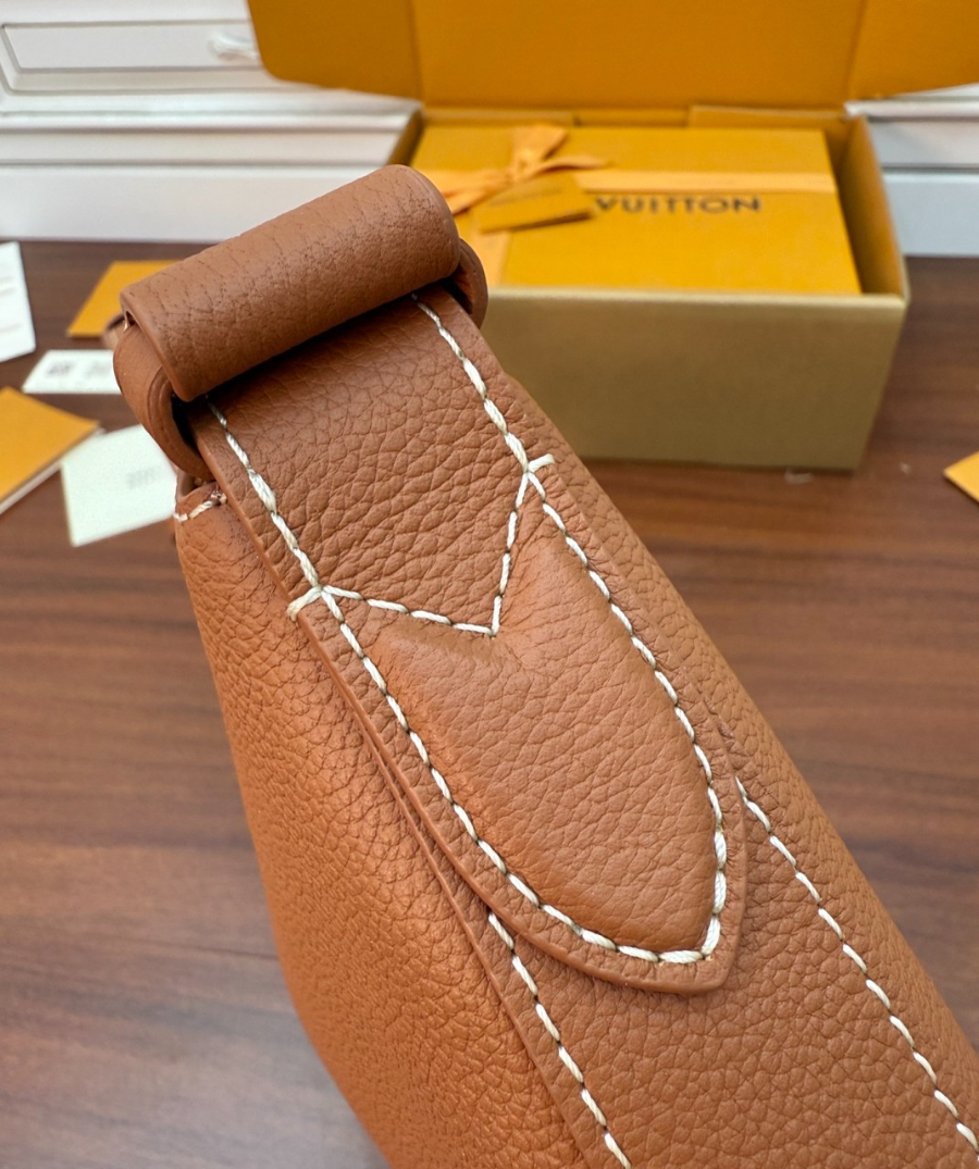 하얀악마 레플리카 루이비통 가방 (19).jpg