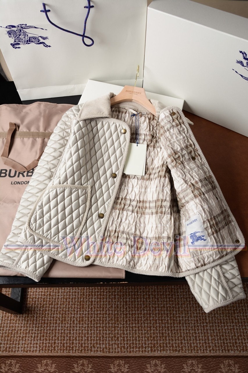 하얀악마 레플리카 버버리 점퍼 (18).jpg