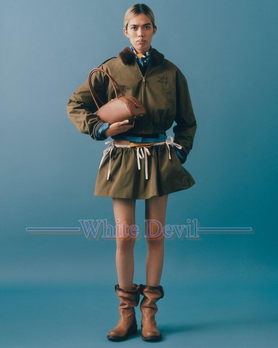 하얀악마 레플리카 미우미우 투피스 (1).jpg