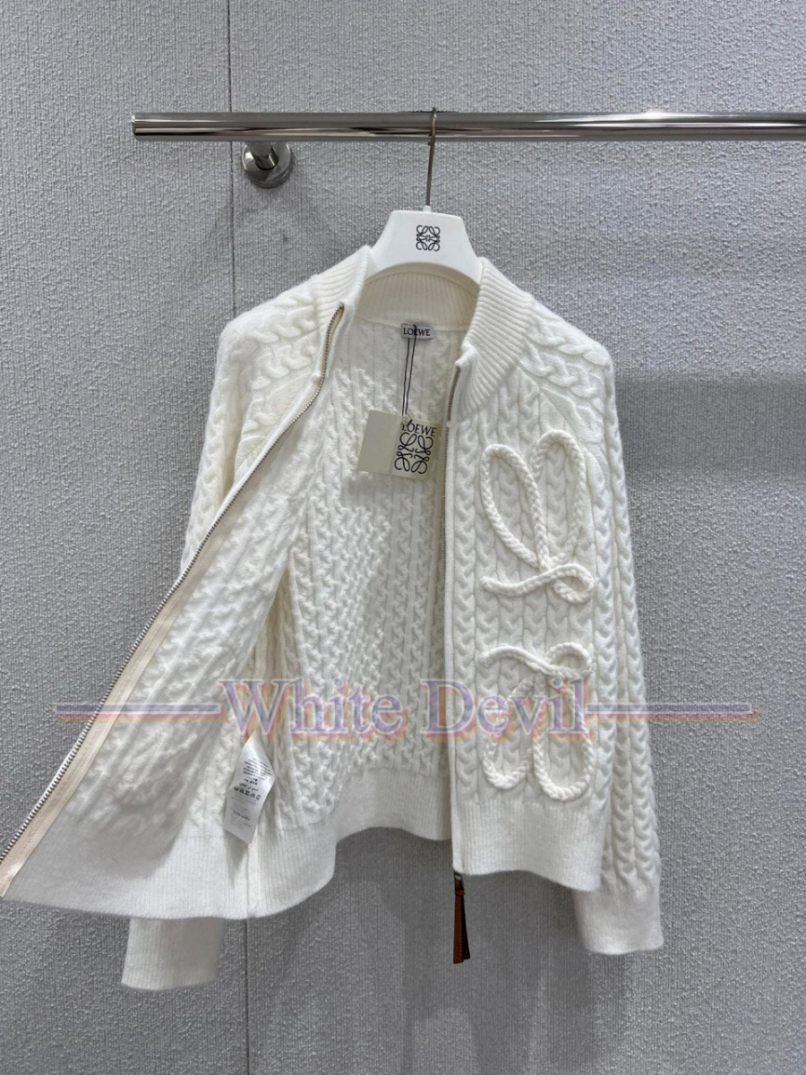 하얀악마 레플리카 로에베 니트 (4).jpg