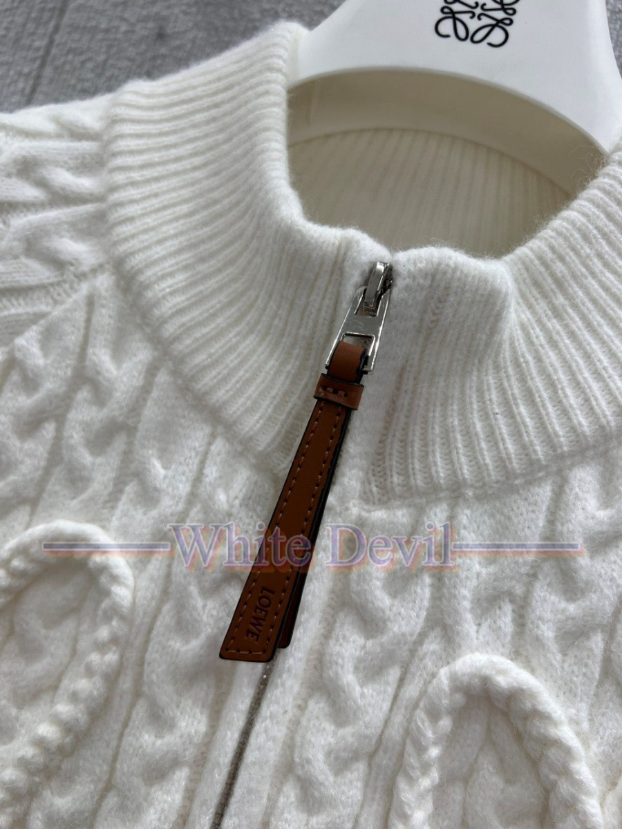 하얀악마 레플리카 로에베 니트 (7).jpg