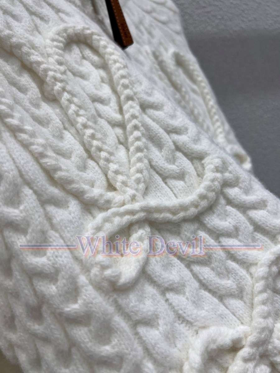 하얀악마 레플리카 로에베 니트 (8).jpg