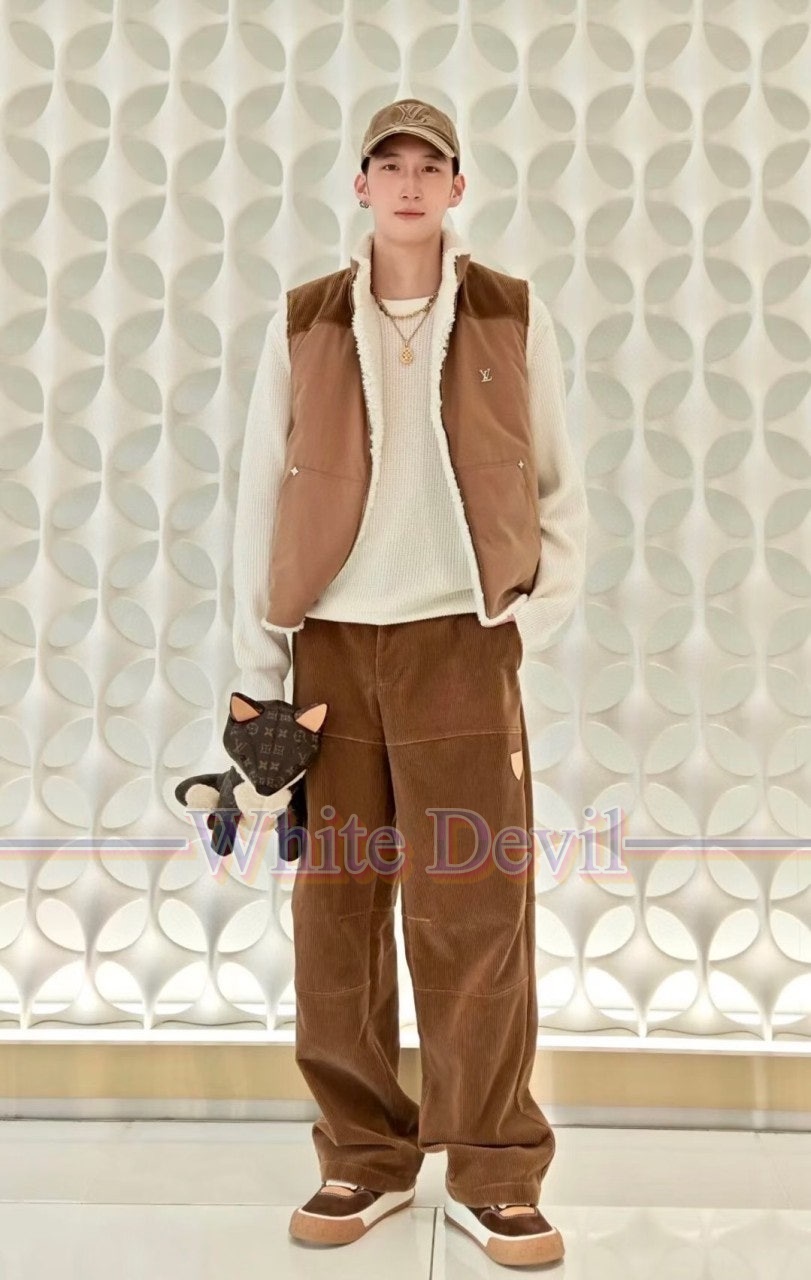 하얀악마 레플리카 루이비통 바지 (2).jpg