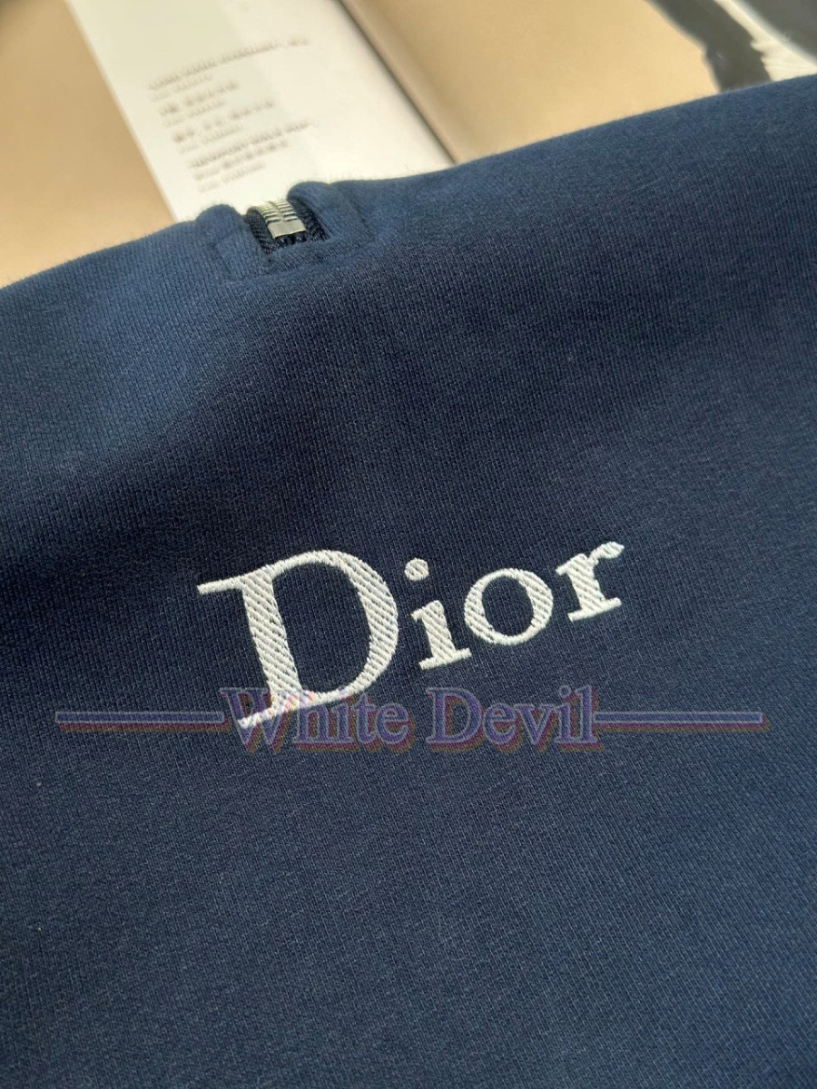 하얀악마 레플리카 디올 맨투맨 (12).jpg