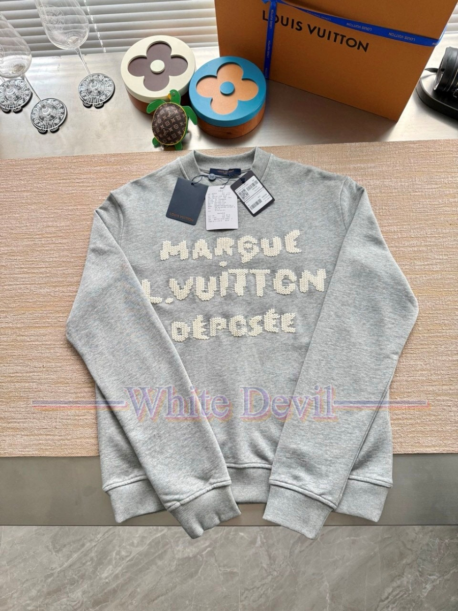 하얀악마 레플리카 루이 맨투맨 (12).jpg