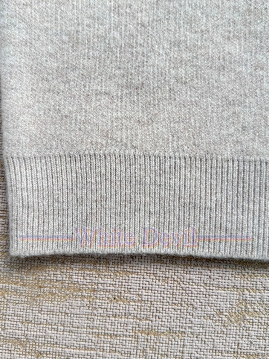 하얀악마 레플리카 루이 니트 (17).jpg