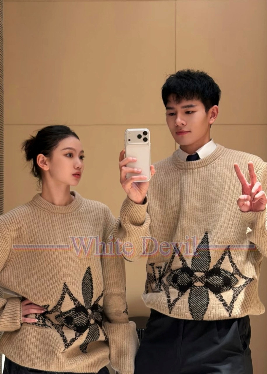 하얀악마 레플리카 루이 니트 (1).jpg