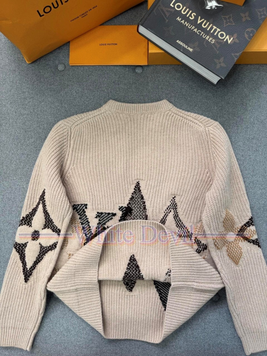 하얀악마 레플리카 루이 니트 (8).jpg