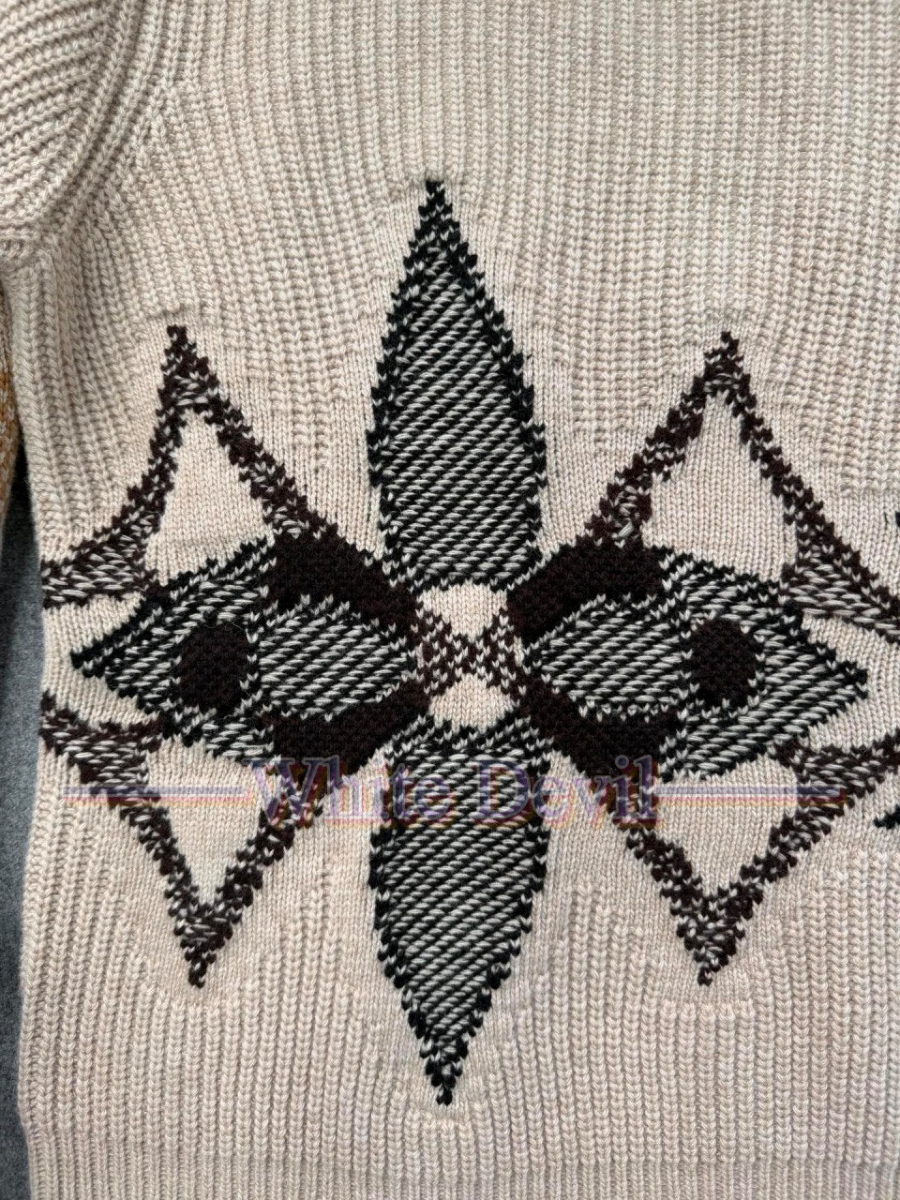 하얀악마 레플리카 루이 니트 (14).jpg