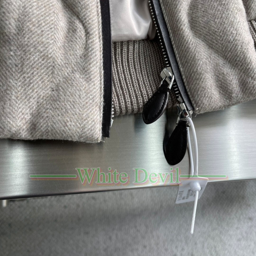 하얀악마 이미테이션 로로 패딩 (6).jpg