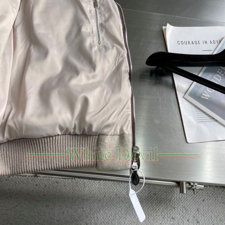 하얀악마 이미테이션 로로 패딩 (7).jpg