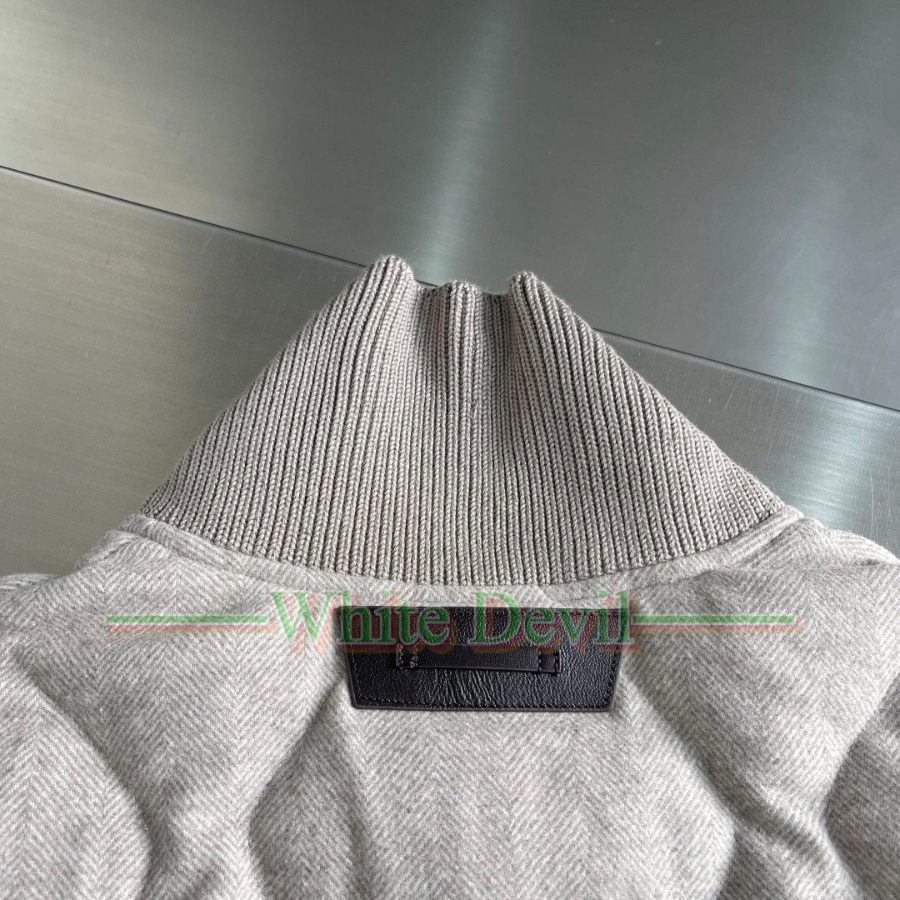 하얀악마 이미테이션 로로 패딩 (8).jpg