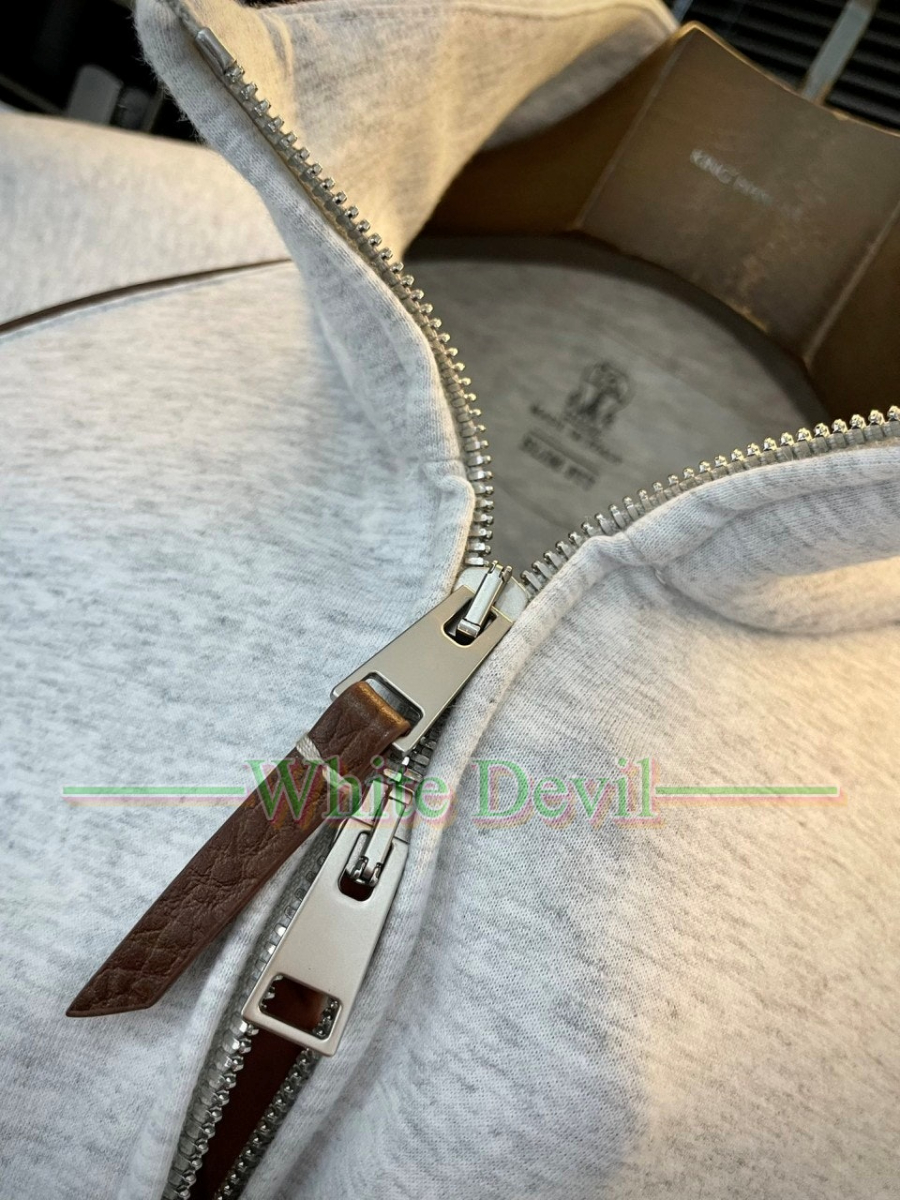 하얀악마 이미테이션 쿠치 트레이닝복 (4).jpg