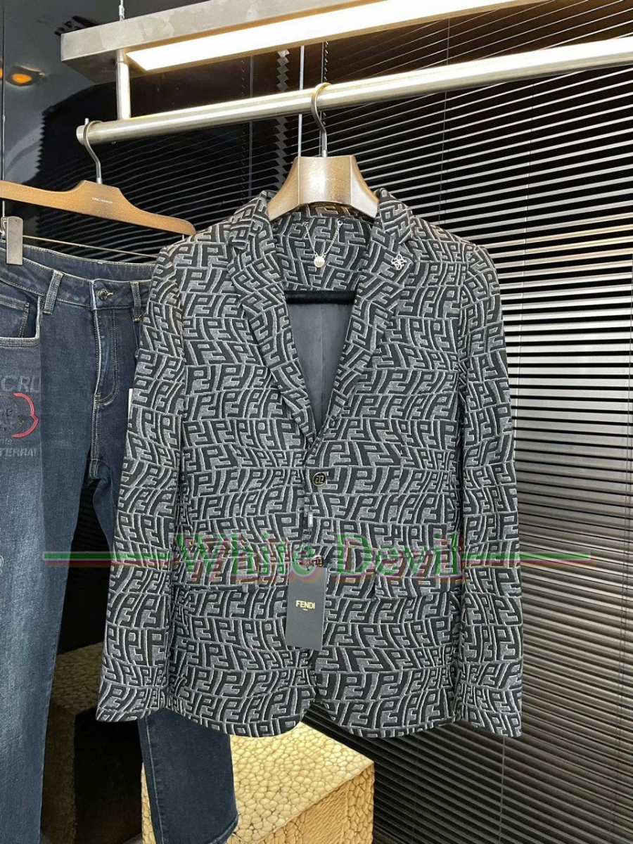 하얀악마 이미테이션 펜디 자켓 (1).jpg