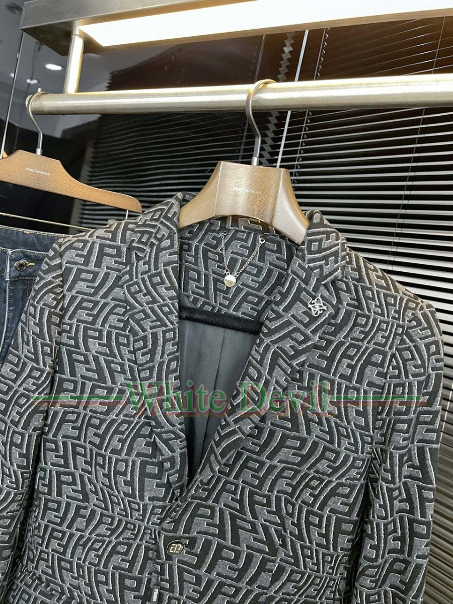 하얀악마 이미테이션 펜디 자켓 (2).jpg