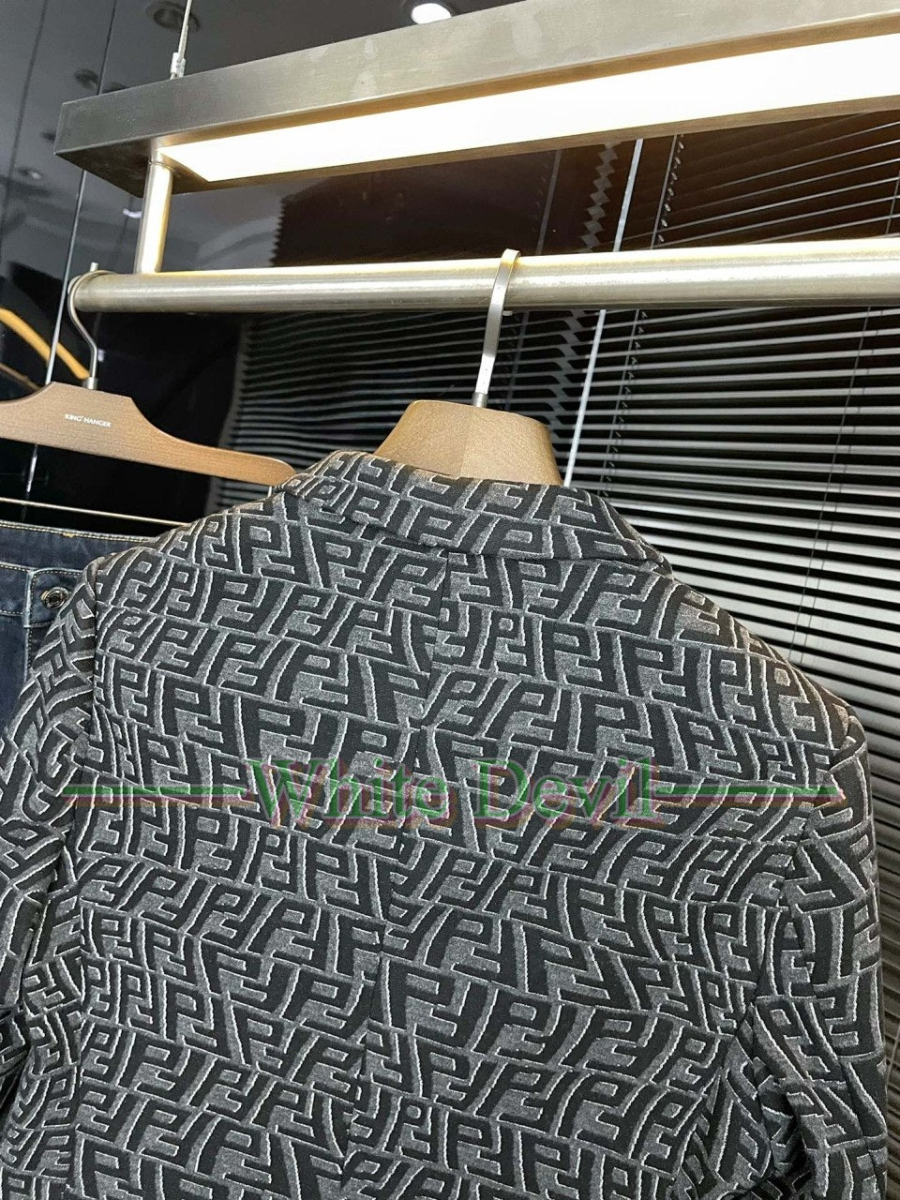 하얀악마 이미테이션 펜디 자켓 (8).jpg