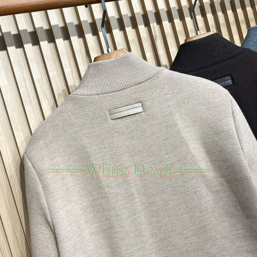 하얀악마 이미테이션 제냐 점퍼 (11).jpg