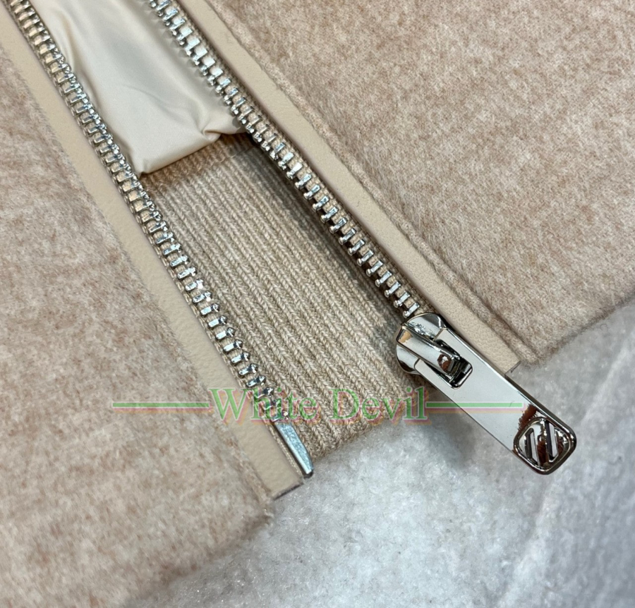 하얀악마 이미테이션 제냐 점퍼 (16).jpg