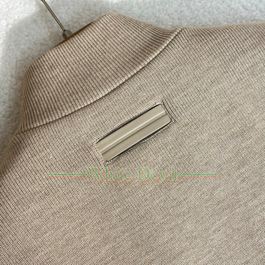 하얀악마 이미테이션 제냐 점퍼 (19).jpg