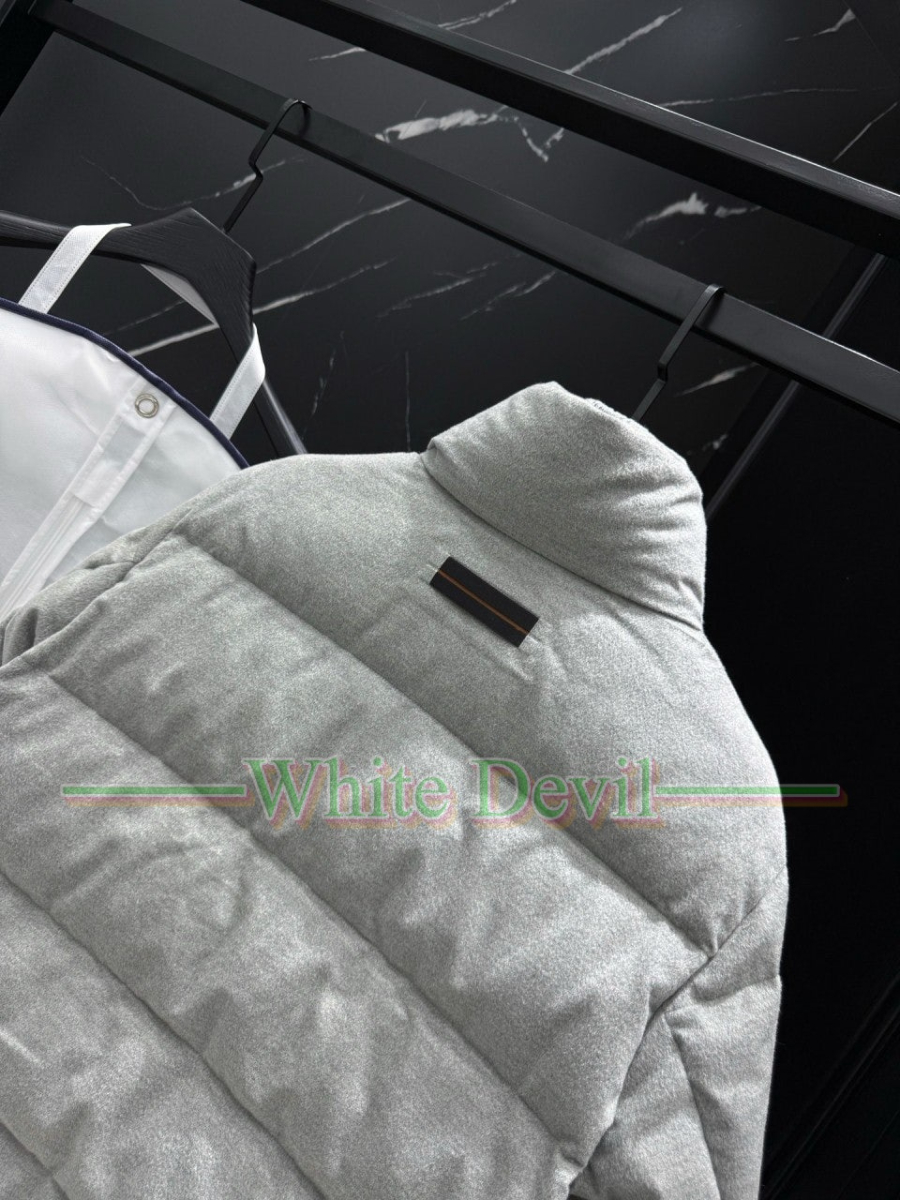 하얀악마 이미테이션 제냐 패딩 (8).jpg