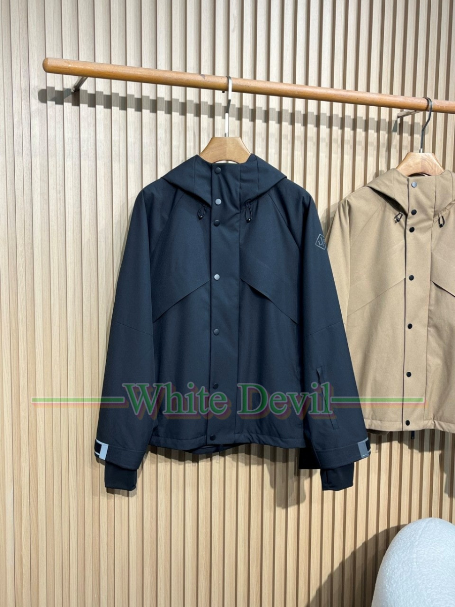 하얀악마 이미테이션 로로 점퍼 (6).jpg