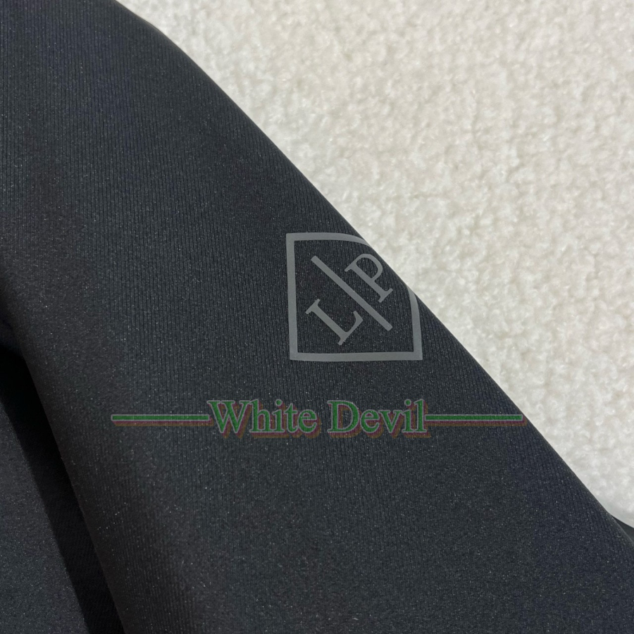 하얀악마 이미테이션 로로 점퍼 (15).jpg