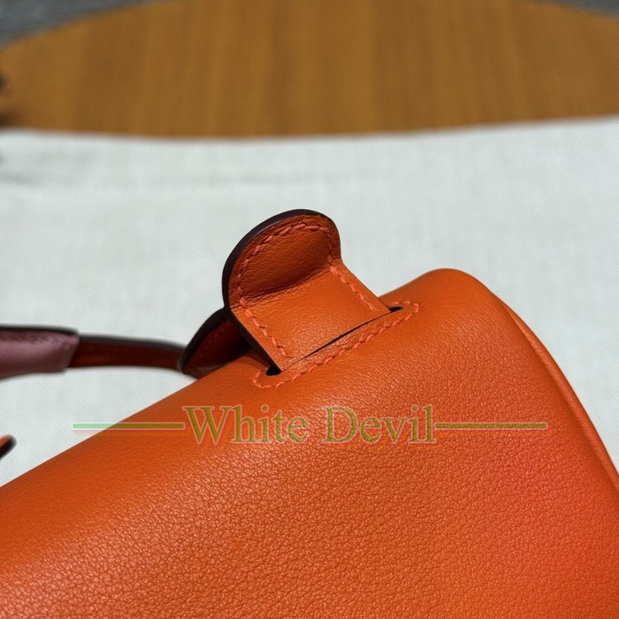 하얀악마 이미테이션 에르 켈리돌 (17).jpg