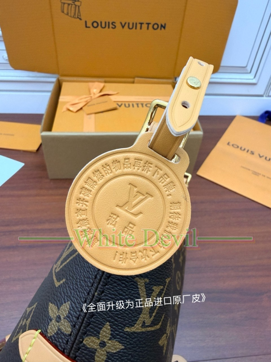 하얀악마 이미테이션 루이 캐리올 (7).jpg