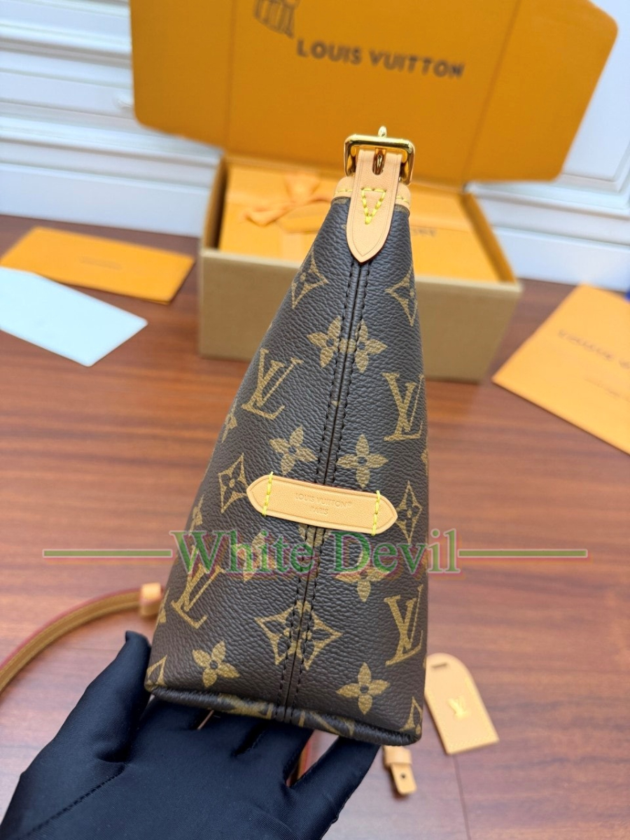 하얀악마 이미테이션 루이 캐리올 (14).jpg