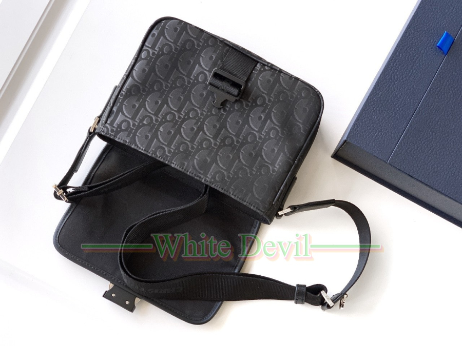 하얀악마 이미테이션 디올 메신저백 (6).jpg