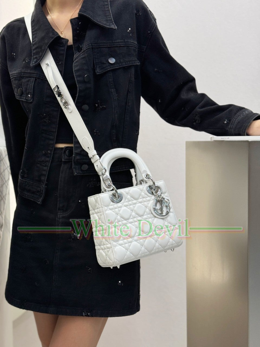 하얀악마 이미테이션  디올 레이디백 (1).jpg