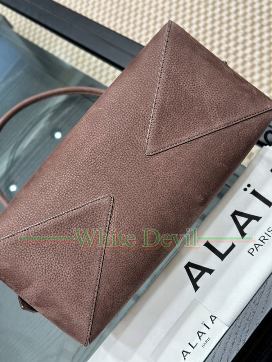 하얀악마 이미테이션 알라이아 숄더백 (9).jpg