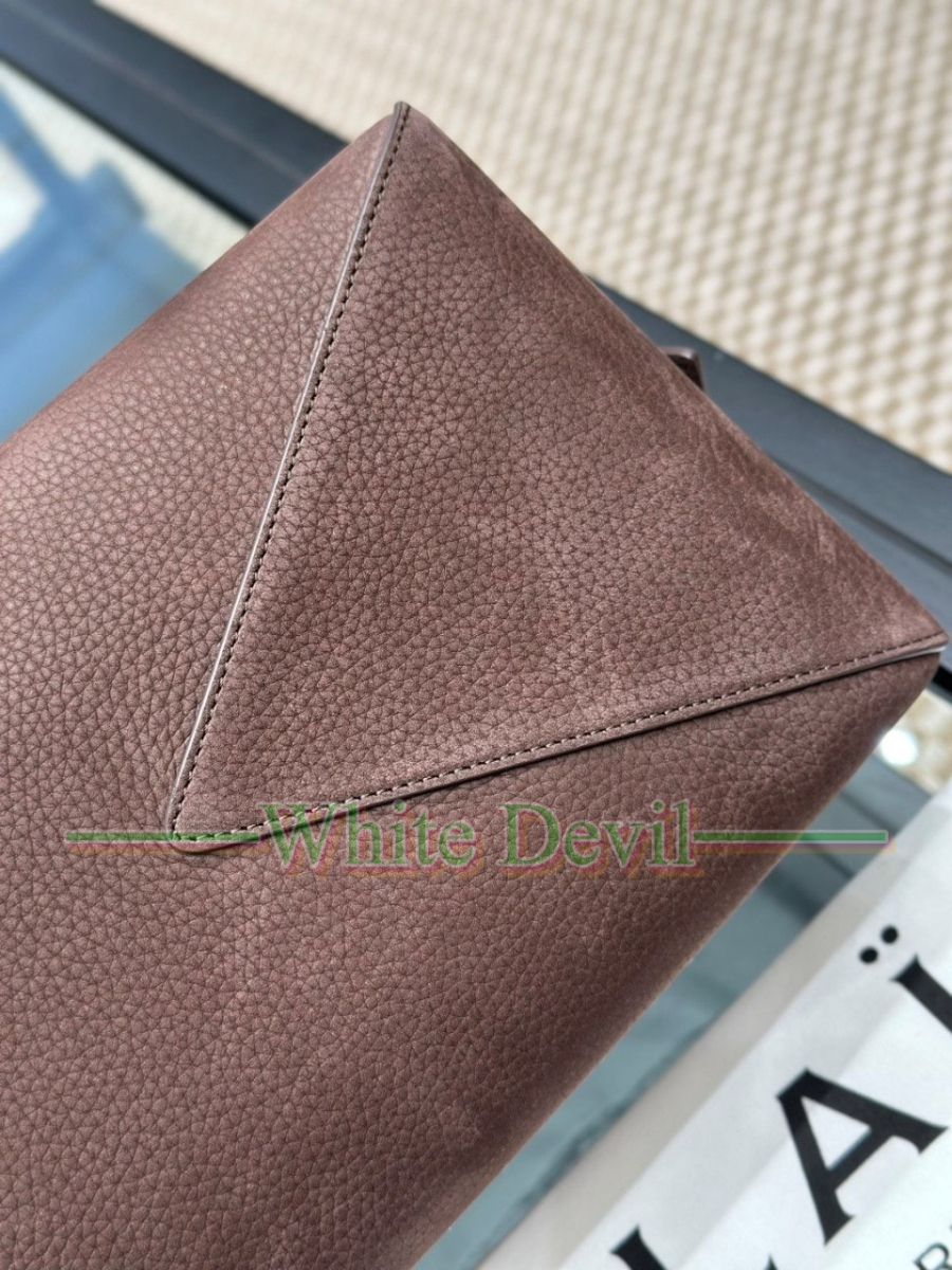 하얀악마 이미테이션 알라이아 숄더백 (16).jpg