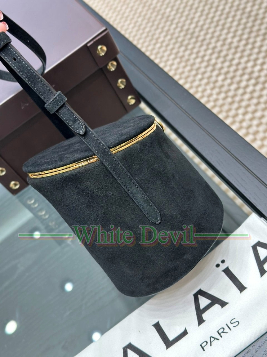 하얀악마 이미테이션 알라이아 버킷백 (6).jpg