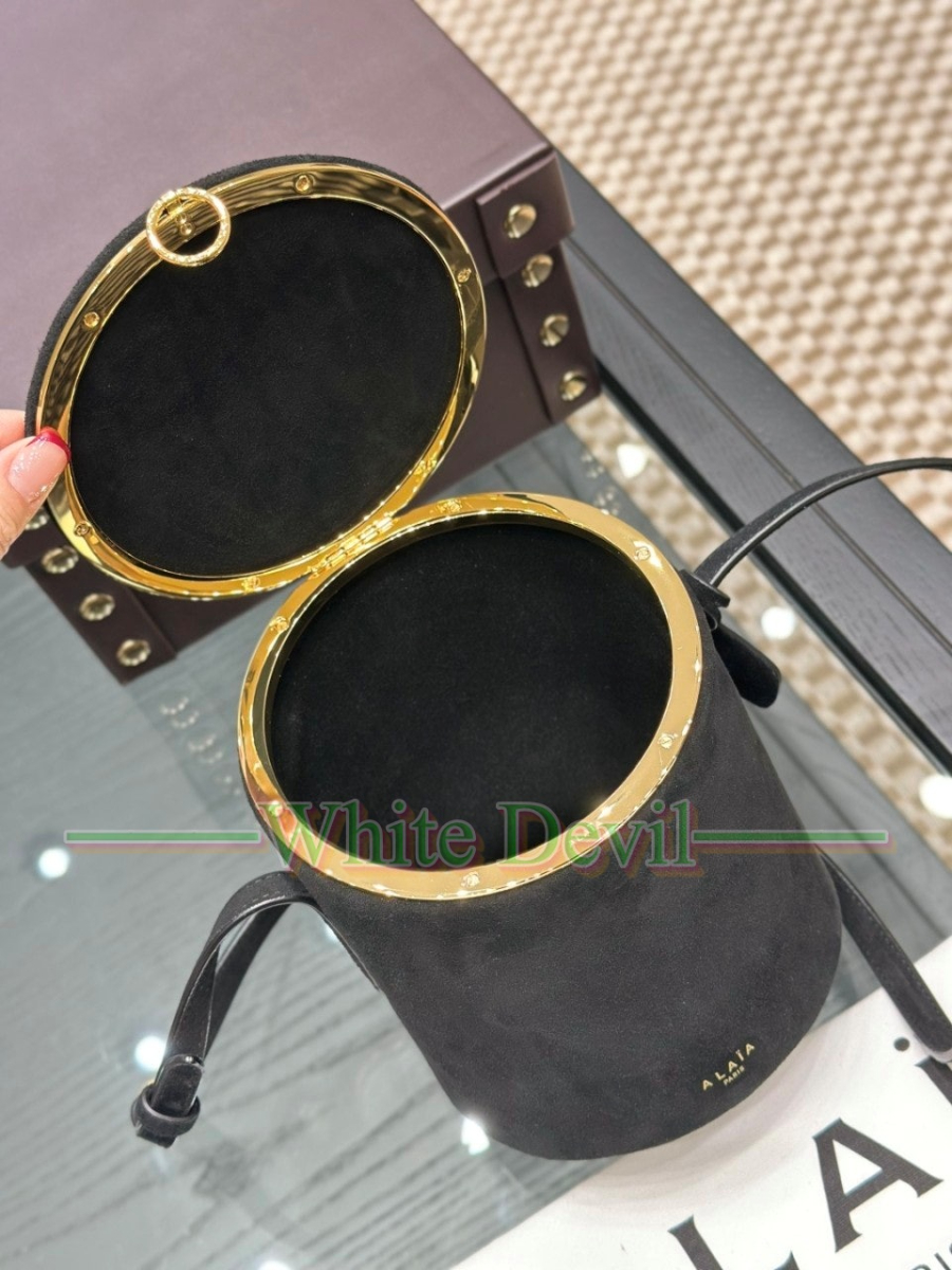 하얀악마 이미테이션 알라이아 버킷백 (5).jpg