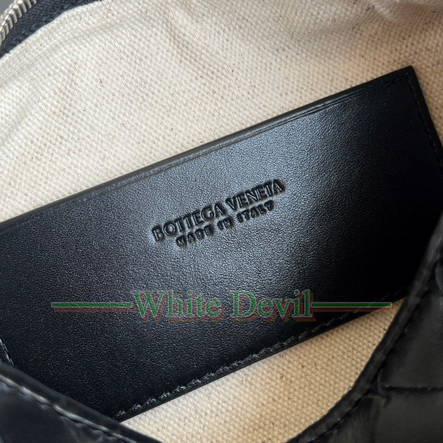 하얀악마 레플리카 보테가 크로스백 (10).jpg