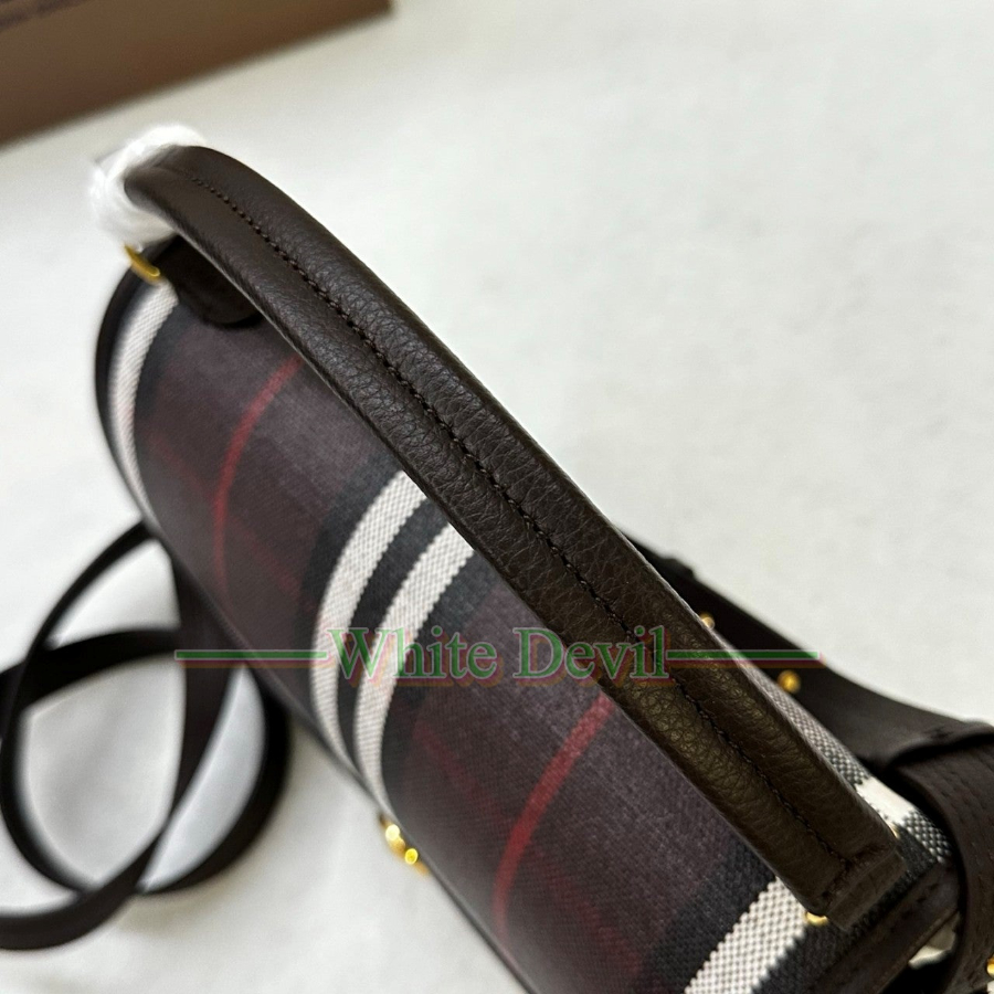 하얀악마 레플리카 버버리 숄더백 (7).jpg