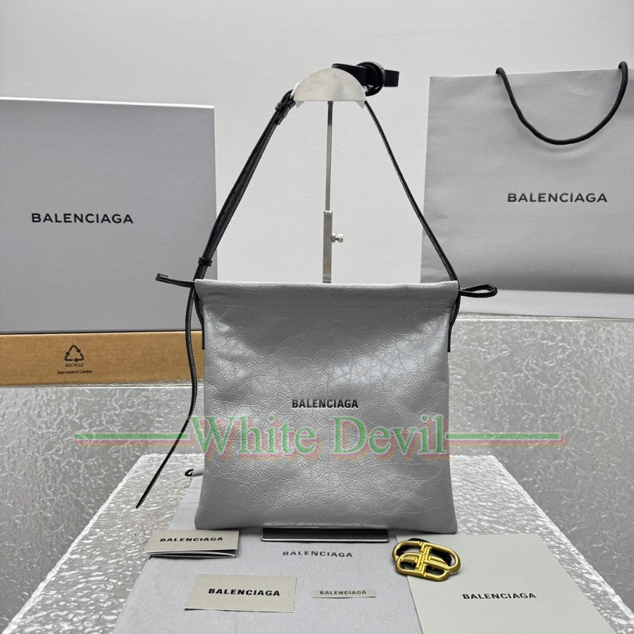하얀악마 레플리카 발렌시아가 더스트백 (1).jpg