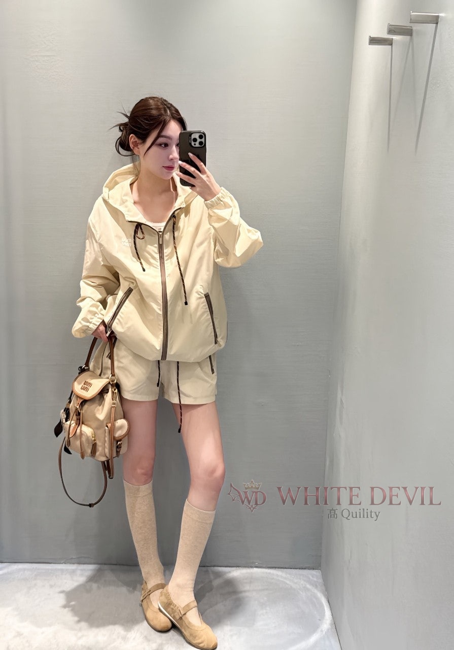 하얀악마 레플리카 미우 반바지 (1).jpg