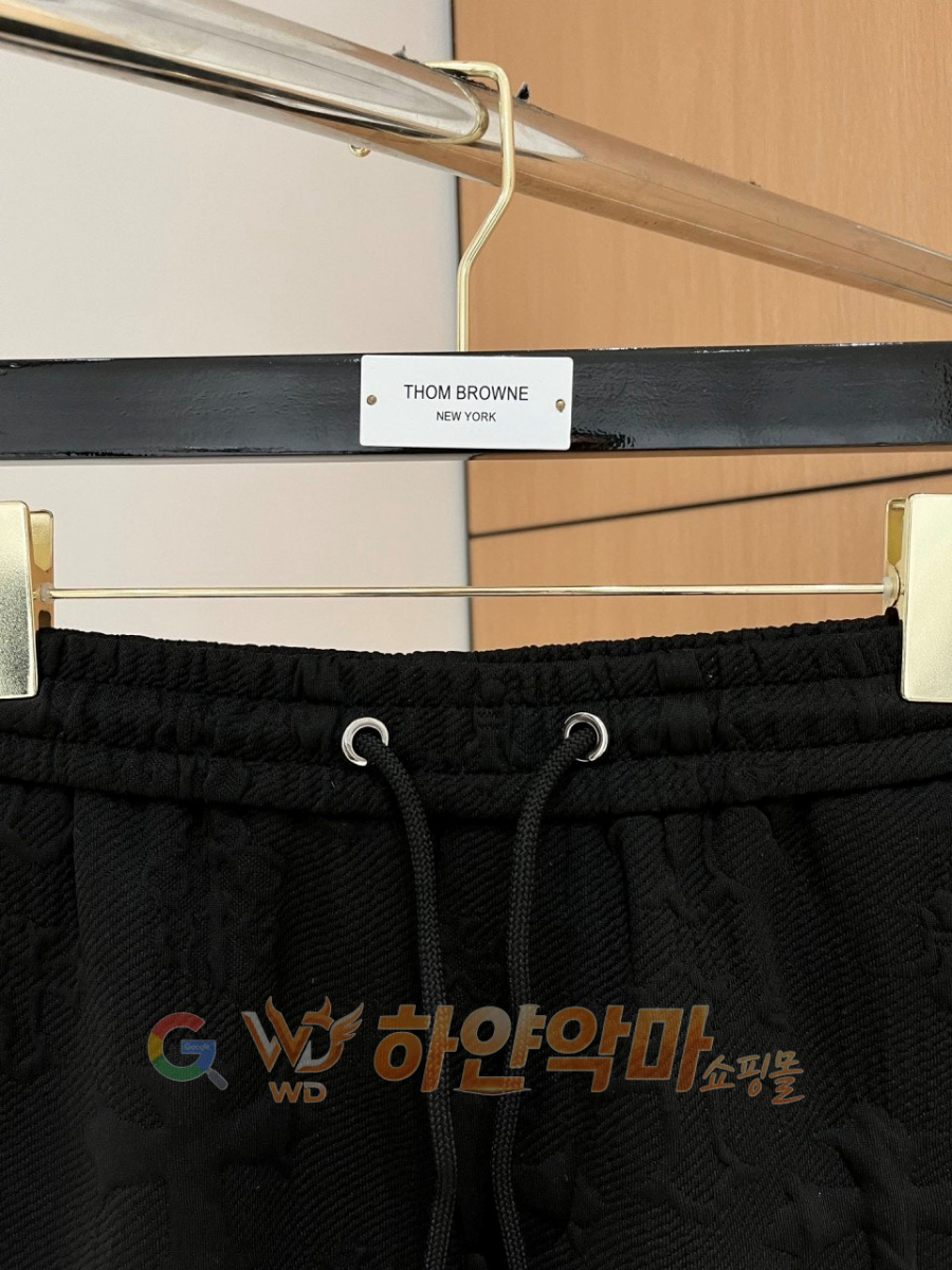 하얀악마 이미테이션 크롬하츠 반바지 (3).jpg