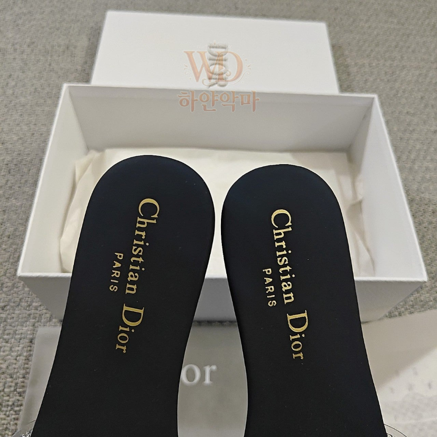 디올 신상 슬리퍼 레플리카 추천 (11).jpg