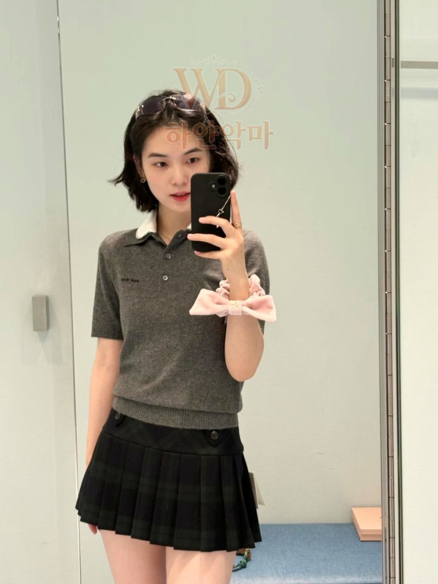 미우미우 반팔니트 레플리카 추천 (1).jpg