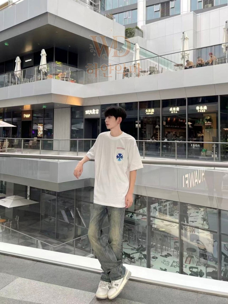 크롬하츠-반팔티셔츠-추천-1.jpg